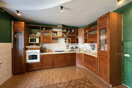 3к 103,4м², 2/5 эт. Луначарского