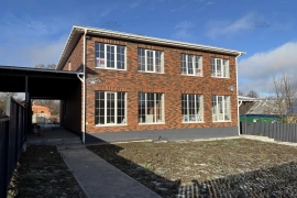 3-к 132 м2, Вишнёвая