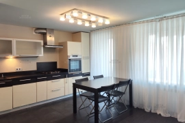 Продается 3х комнатная квартира