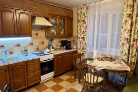 3-к. квартира, 75 м², 3/5 эт.