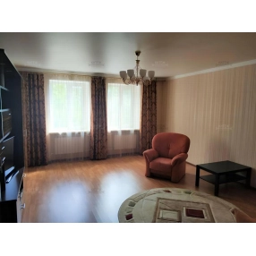 Продается 2-комн. квартира, 72 м²
Расположение

