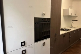 2-к. квартира, 60,8 м², 1/9 эт.